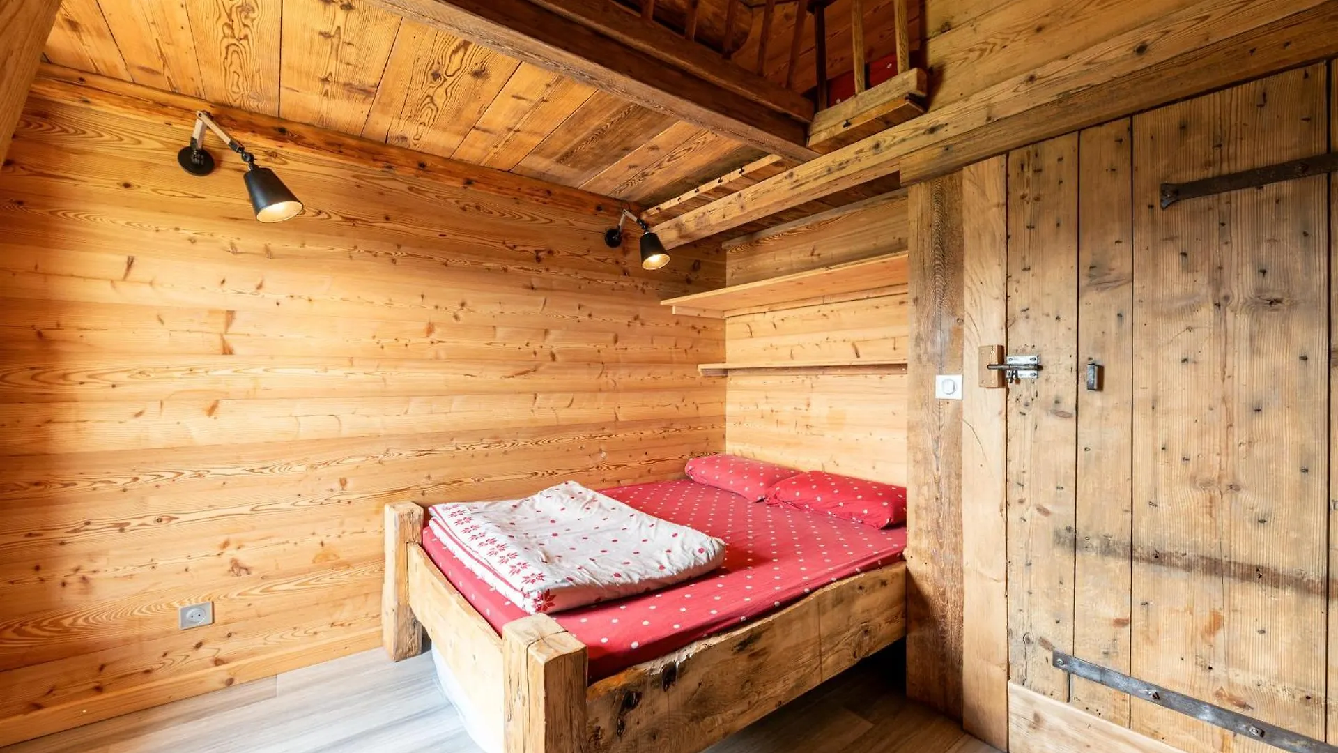 Chalet Gite Les Clapieres La Giettaz France